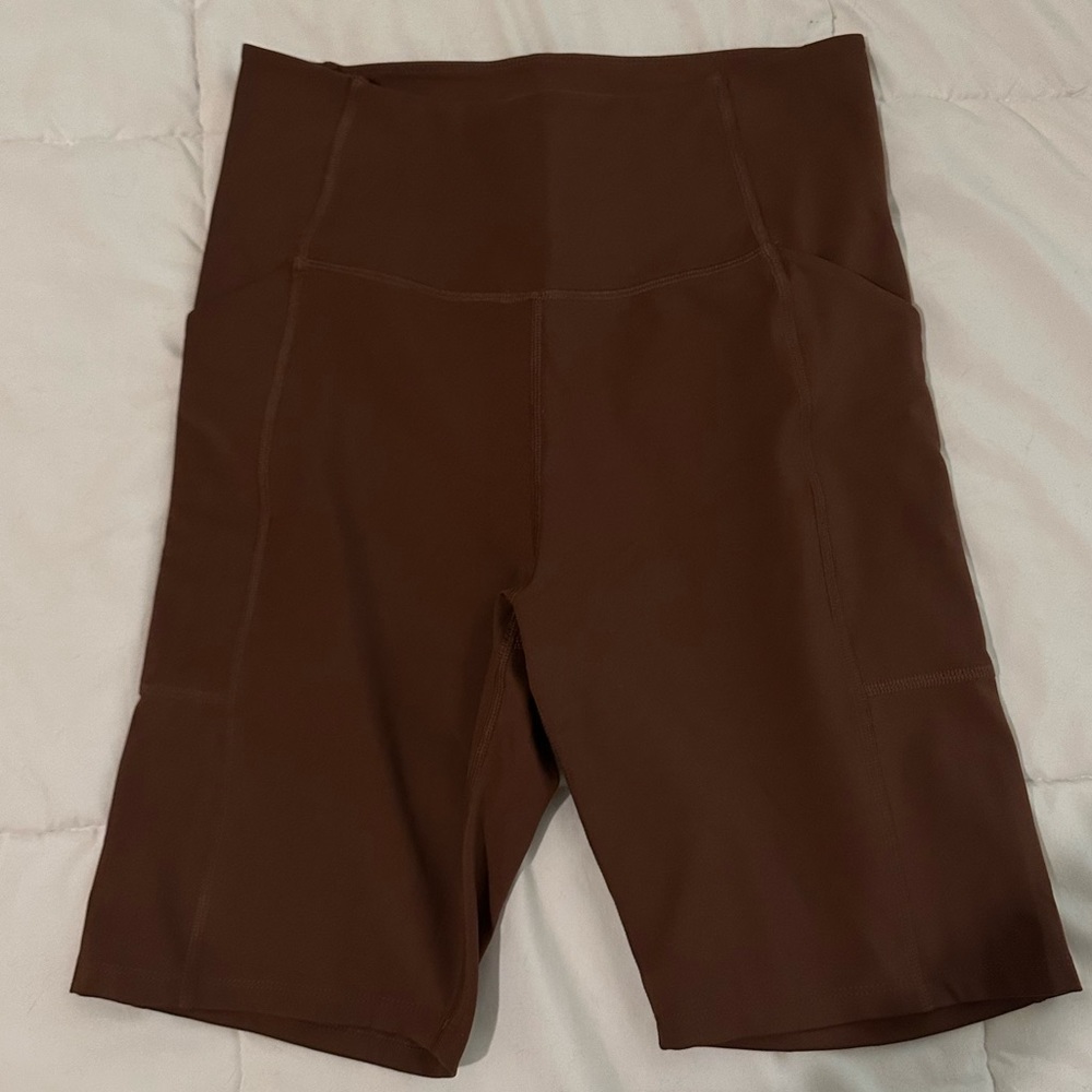 girlfriend collective compressive bike short with pockets